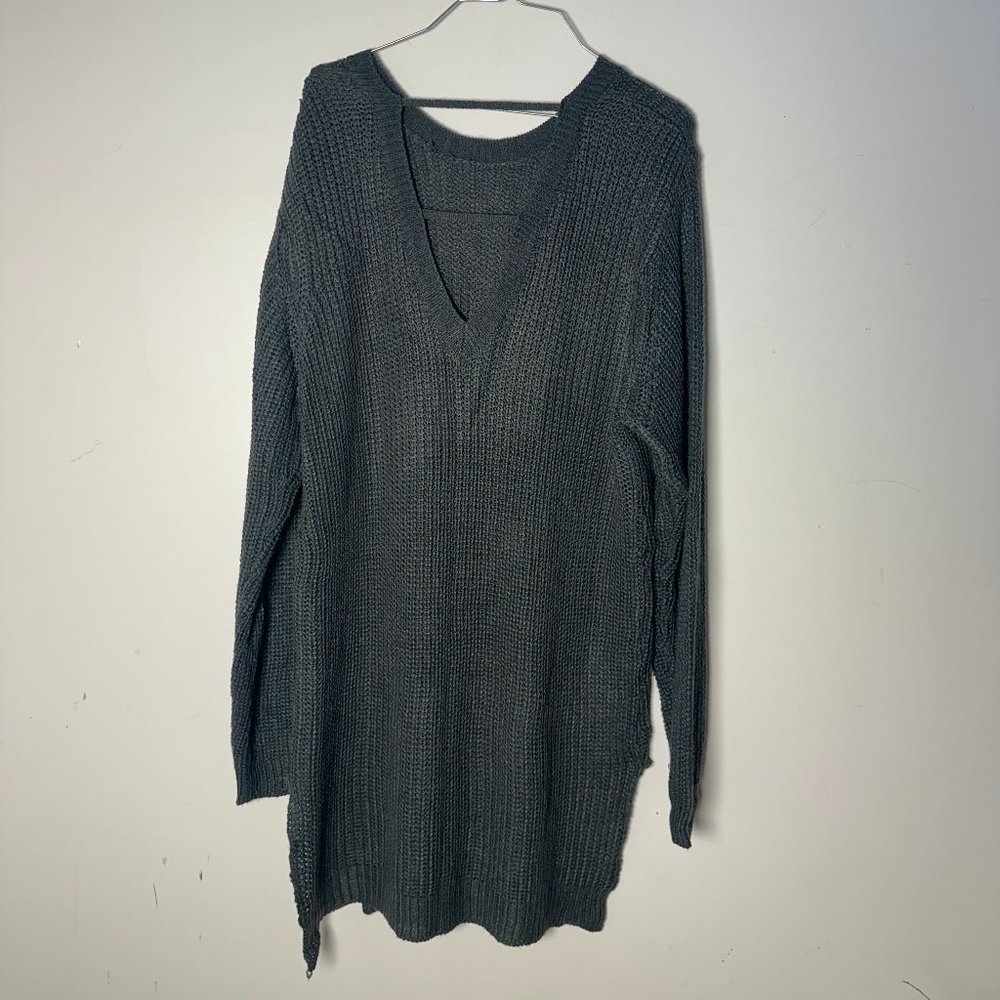 EUC Womens Nine 1 Eight Long Sweater Gray 2X